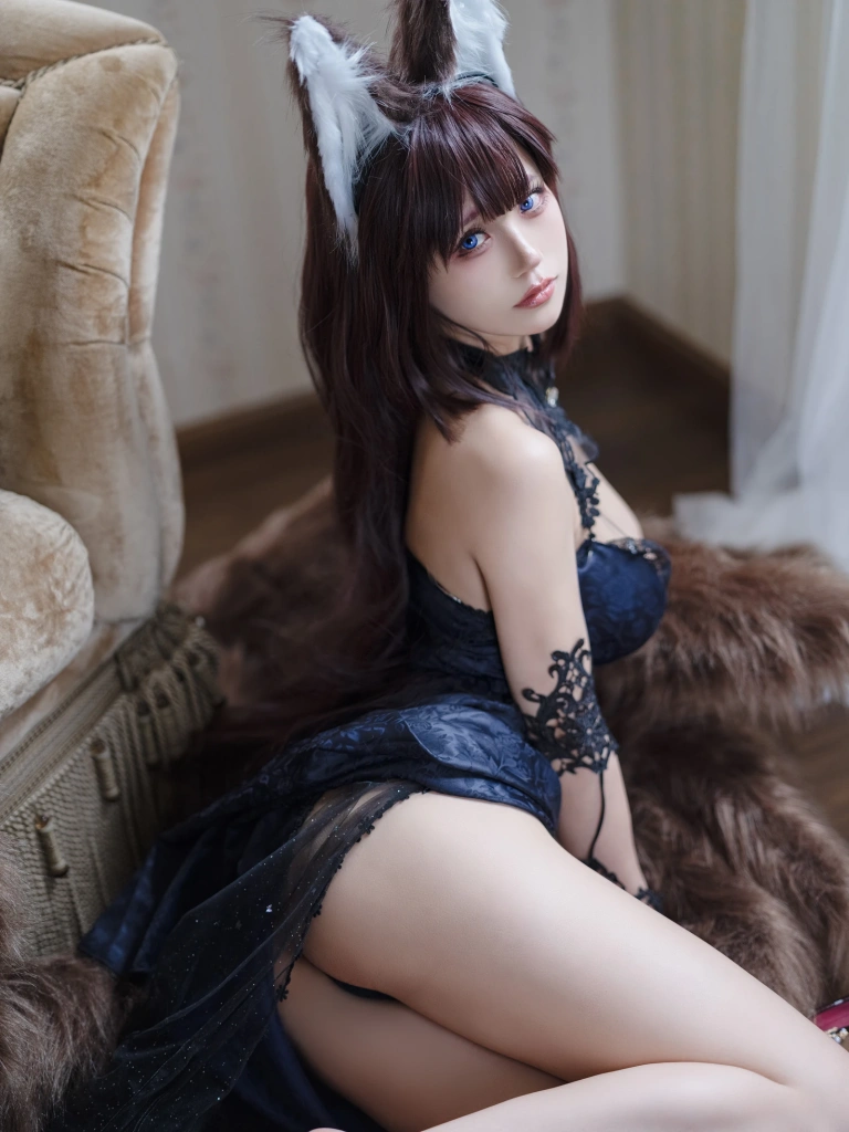 小仓千代《天城 红鸢的闲暇片刻》主题写真：24张全套美图