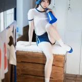 焖焖碳《体操服》主题写真：30张全套美图