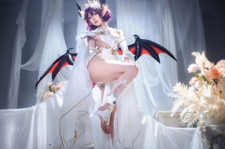 阿包也是兔娘《碧蓝幻想 古蕾娅 龙娘》主题写真：35张全套美图