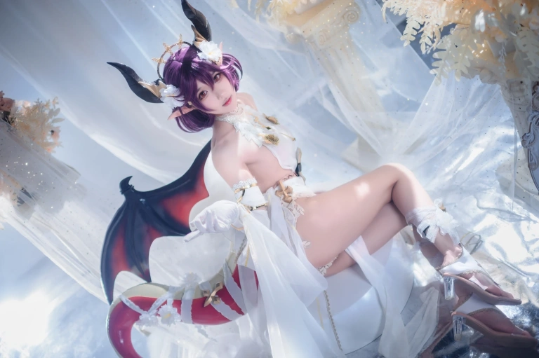 阿包也是兔娘《碧蓝幻想 古蕾娅 龙娘》主题写真：35张全套美图