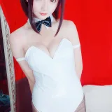 星之迟迟《加藤惠 兔女郎》主题写真：46张全套美图，含1个视频
