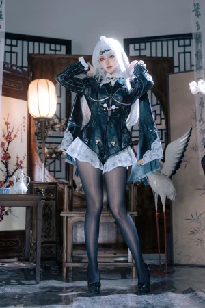 屿鱼《绝区零 仪玄·墨形影踪》主题写真：50张全套美图