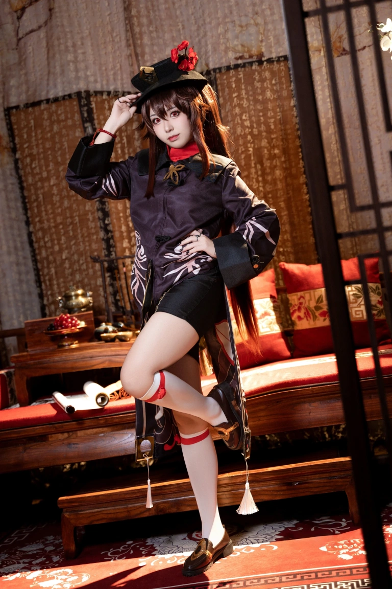 虎森森《原神 胡桃》主题写真：51张全套美图