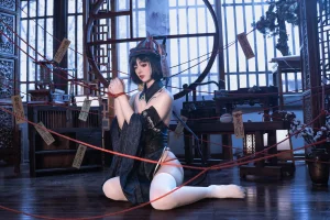 桃良阿宅《华甲小僵尸》主题写真：53张全套美图