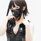 花铃《灰丝皮衣》主题写真：73张全套美图