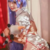 面饼仙儿《旗袍COS》主题写真：20张全套美图
