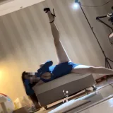 皮皮奶《蓝色旗袍》主题写真：17张全套美图，含1个视频