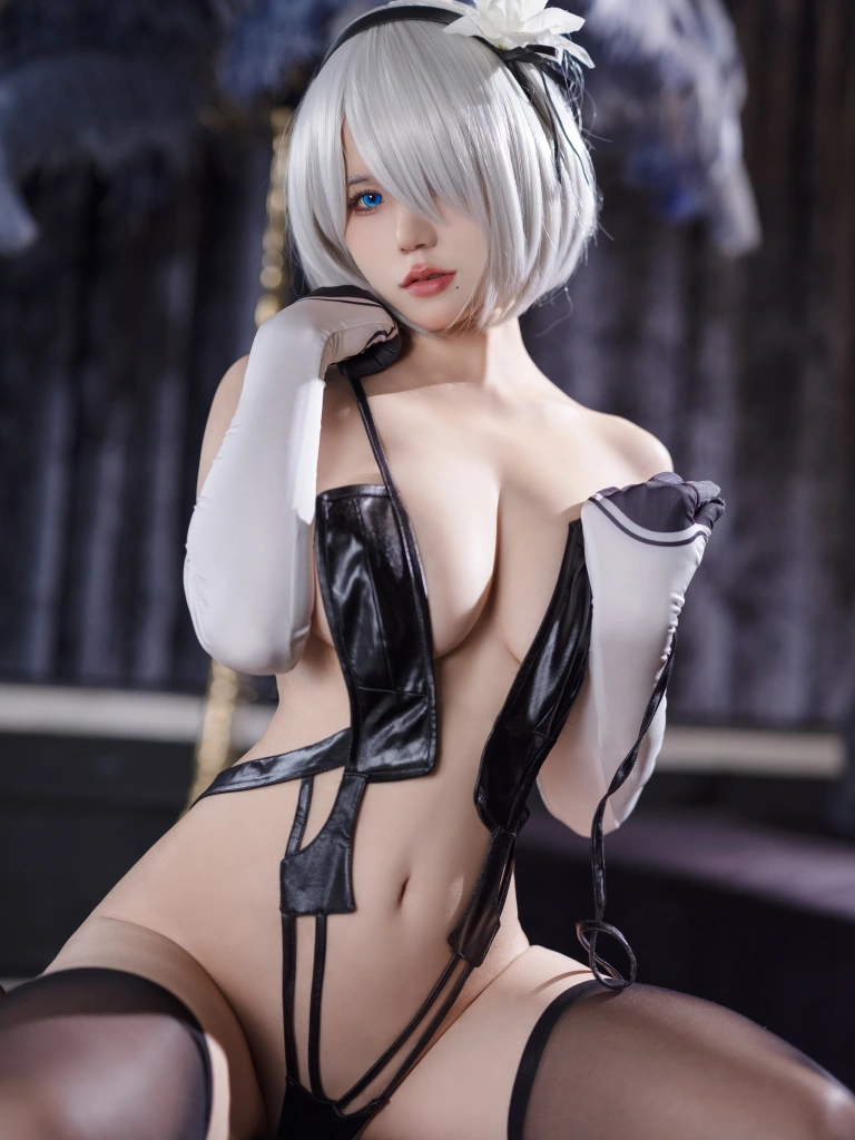 小仓千代《2B》主题写真：20张全套美图