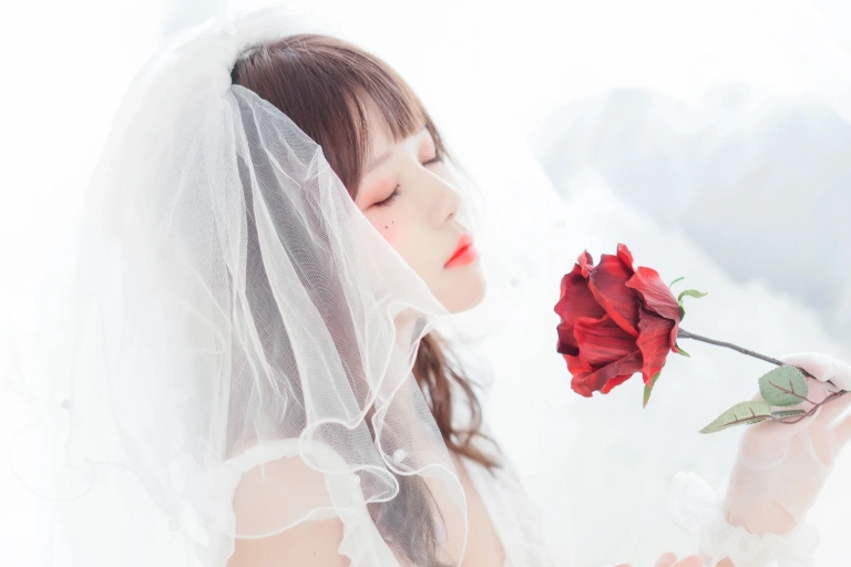 桜桃喵《轻纱 下》主题写真：34张全套美图