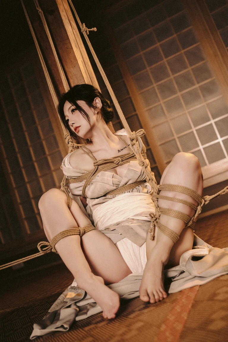 桃良阿宅《绳艺》主题写真：63张全套美图