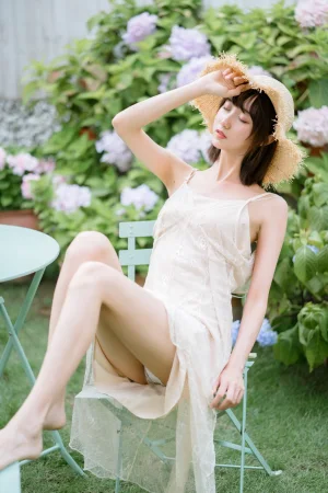 木棉棉《湿润微风》主题写真：75张全套美图