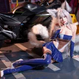 香草喵露露《舰长图 信浓赛车服》主题写真：12张全套美图，含1个视频