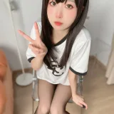 布丁大法《宅》主题写真：22张全套美图