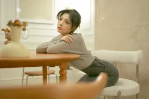桃良阿宅《晚餐后》主题写真：40张全套美图