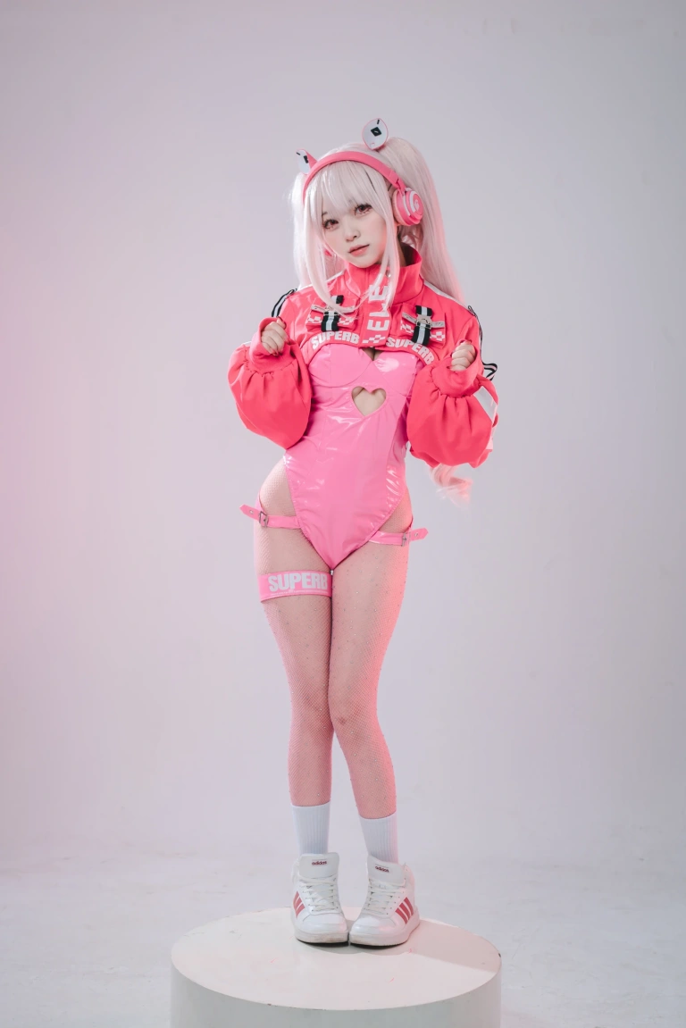 花铃《爱丽丝兔女郎》主题写真：66张全套美图