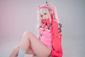 花铃《爱丽丝兔女郎》主题写真：66张全套美图