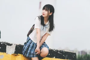 面饼仙儿《沙雕JK》主题写真：22张全套美图