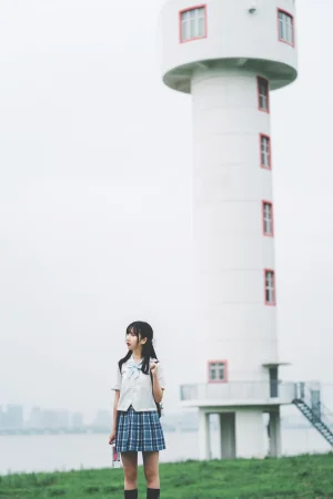 面饼仙儿《沙雕JK》主题写真：22张全套美图