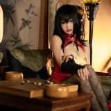 小仓千代《大凤旗袍》主题写真：30张全套美图