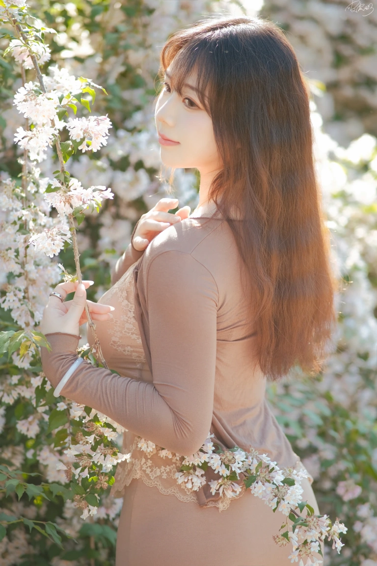 皮皮奶《猥实人妻》主题写真：54张全套美图