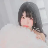 桜桃喵《冬眠 纯白私房》主题写真：46张全套美图