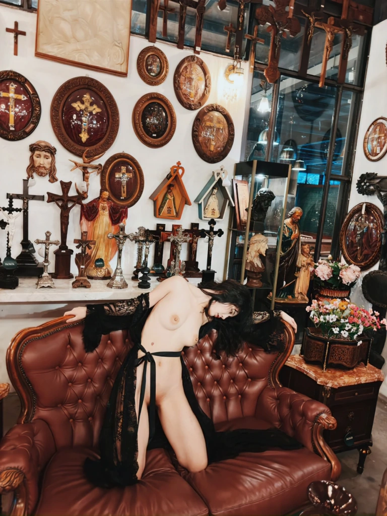 桃良阿宅《王动》主题写真：63张全套美图