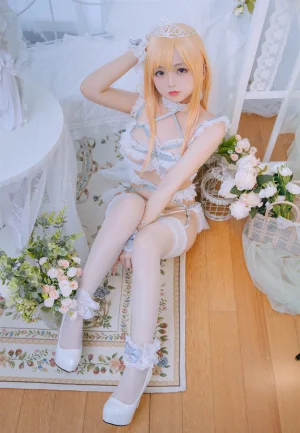 日奈娇(椎名莜)《喜多川海梦 花嫁》主题写真：76张全套美图