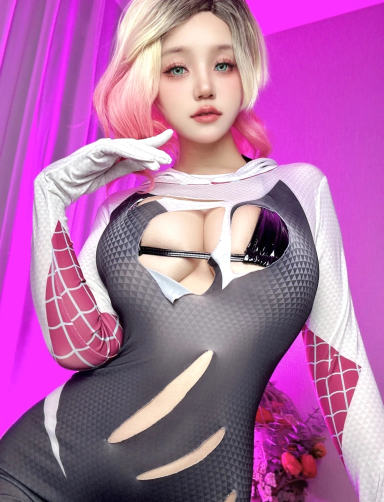 小仓千代《Spider Gwen 蜘蛛格温》主题写真：20张全套美图，含1个视频