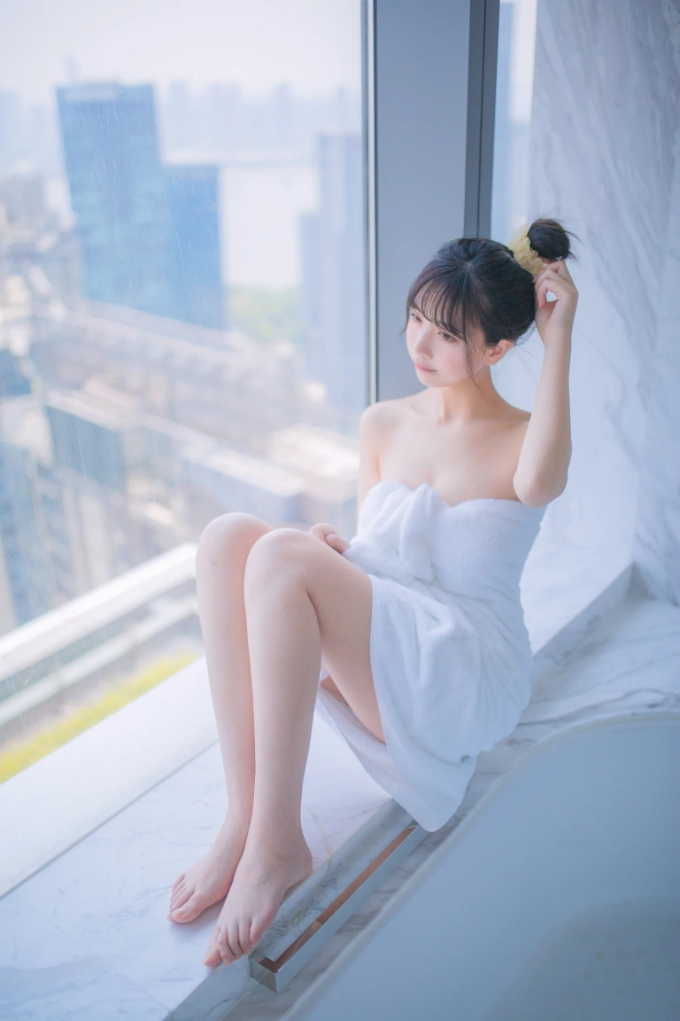 念雪《加载可爱》主题写真：28张全套美图