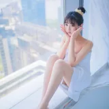 念雪《加载可爱》主题写真：28张全套美图