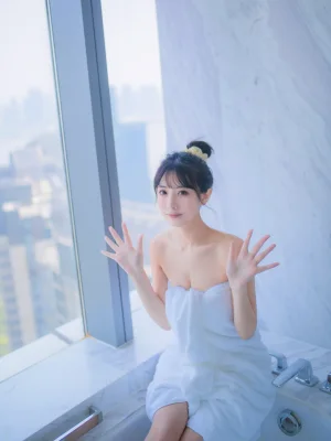 念雪《加载可爱》主题写真：28张全套美图