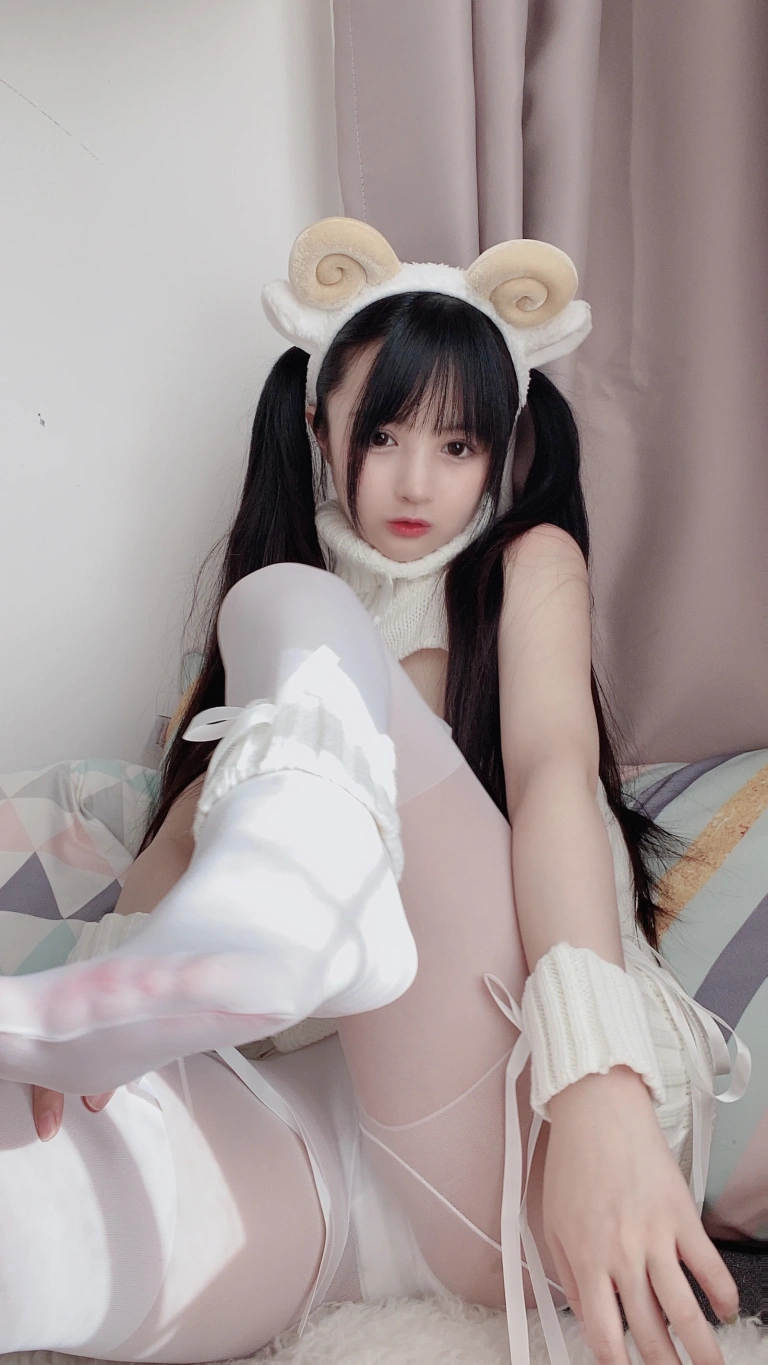 桜井宁宁《绵羊少女》主题写真：36张全套美图