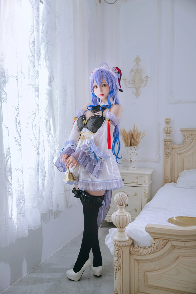 日奈娇(椎名莜)《甘雨女仆》主题写真：23张全套美图