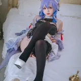 日奈娇(椎名莜)《甘雨女仆》主题写真：23张全套美图