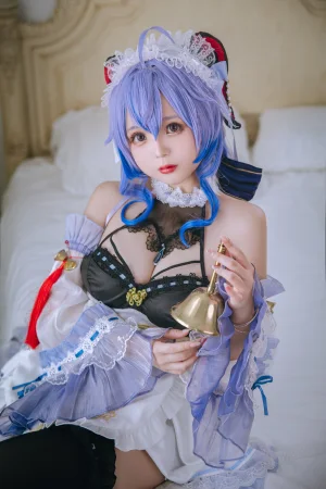 日奈娇(椎名莜)《甘雨女仆》主题写真：23张全套美图