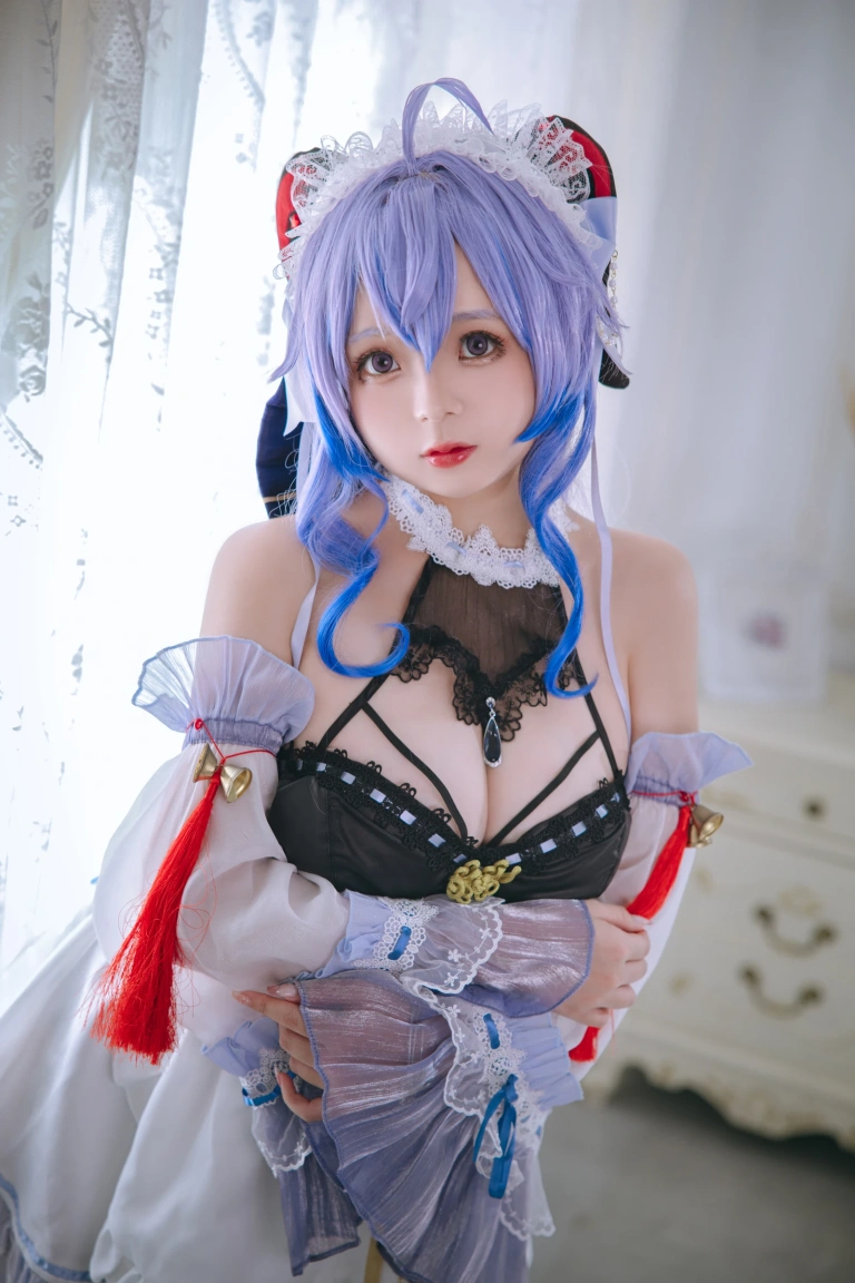 日奈娇(椎名莜)《甘雨女仆》主题写真：23张全套美图