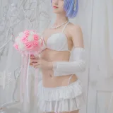 木棉棉《蕾姆婚纱》主题写真：30张全套美图
