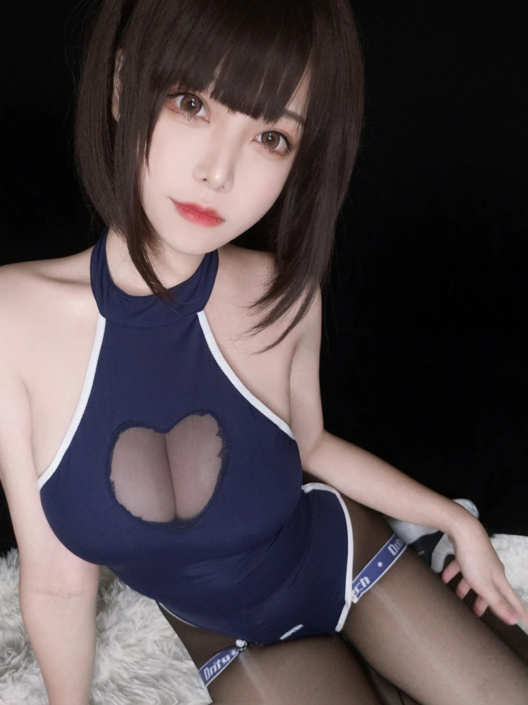 蜜汁猫裘《水着》主题写真：34张全套美图