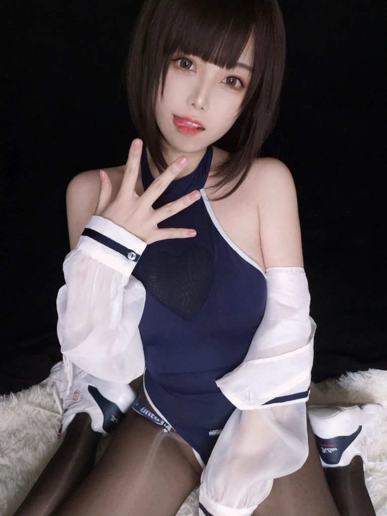蜜汁猫裘《水着》主题写真：34张全套美图