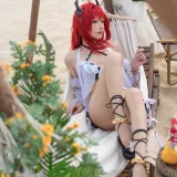 阿包也是兔娘《明日方舟 史尔特尔》主题写真：50张全套美图
