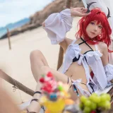 阿包也是兔娘《明日方舟 史尔特尔》主题写真：50张全套美图