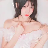 桜桃喵《冬眠 粉色浴缸》主题写真：57张全套美图