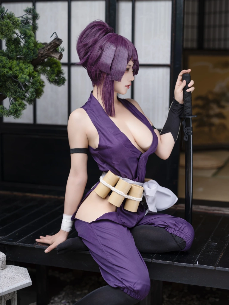 小仓千代《Yuzuriha 地狱楽 杠》主题写真：26张全套美图