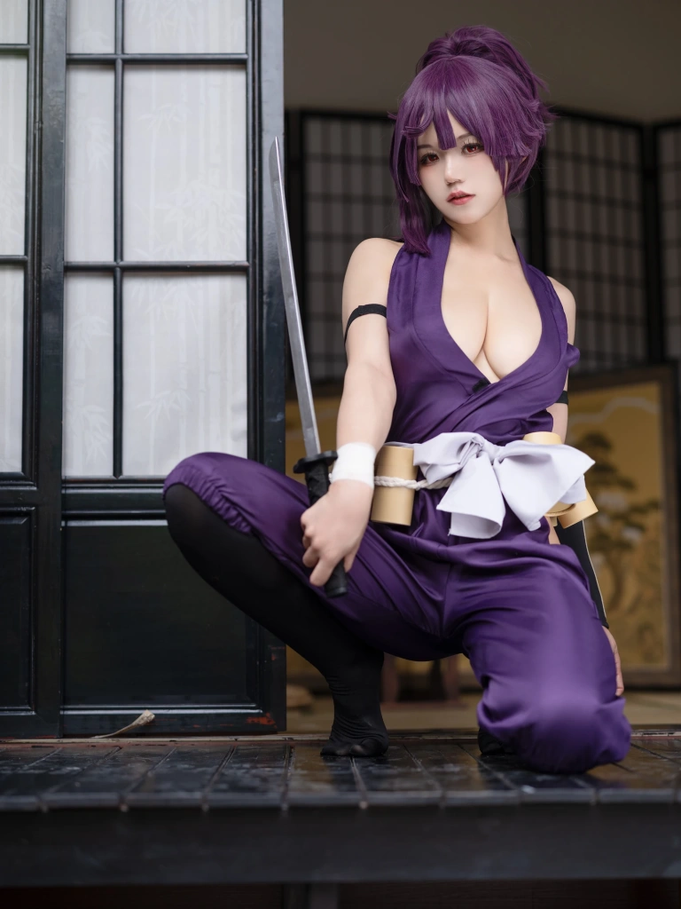 小仓千代《Yuzuriha 地狱楽 杠》主题写真：26张全套美图
