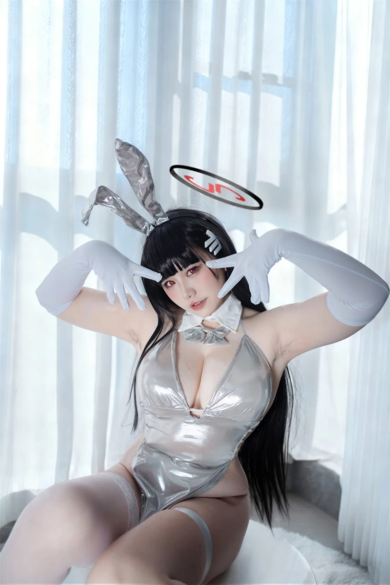 阿半今天很开心《蔚蓝档案 调月莉音 银色长裙》主题写真：102张全套美图，含3个视频