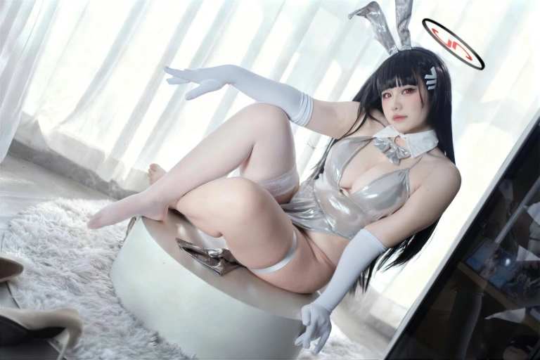 阿半今天很开心《蔚蓝档案 调月莉音 银色长裙》主题写真：102张全套美图，含3个视频