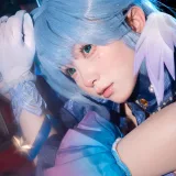 花铃《知更鸟》主题写真：18张全套美图