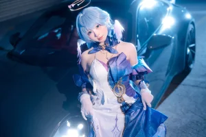 花铃《知更鸟》主题写真：18张全套美图