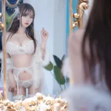 过期米线线喵《天使》主题写真：44张全套美图