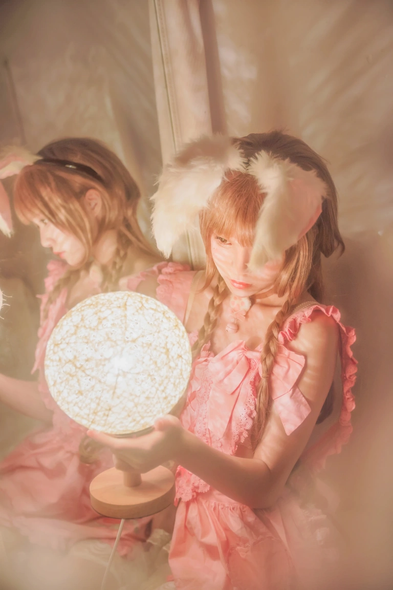 桜桃喵《冬眠 兔》主题写真：49张全套美图